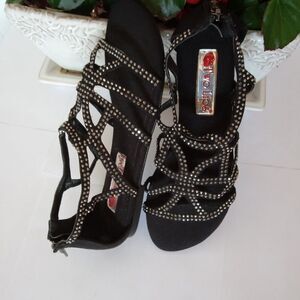 New flat embellished w/rhinestones sandals